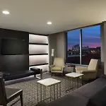 Hotel Marriott At Vanderbilt 4*
