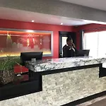 Luxe Hotel