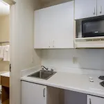 Hometowne By Red Roof - Airport/briley Pkwy Hotel 2*