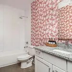 Vibrant Designer House With Roof Deck & Garage Near Dt Nashville