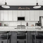 Hotel Vibrant Designer House With Roof Deck & Garage Near Dt