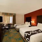 Hotel La Quinta By Wyndham Airport