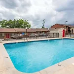 Econo Lodge Nashville North