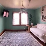 Green Home 25 Min From Downtown