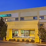 La Quinta By Wyndham Airport 3*