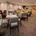 La Quinta By Wyndham Airport 3*