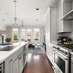 Close To Gulch & 12S - Chic Downtown Retreat