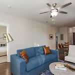 Cozysuites Music Row Stylish 2Br-Free Parking 29