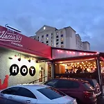 The Vinyl Suite On Music Row