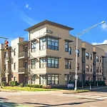 1St Floor & No Steps By Vanderbilt, Belmont & Food