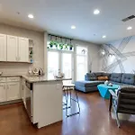Nashville Condo With Balcony Close To Broadway