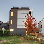 Nash Chic Near Dt Rooftop Luxe Comfort Holiday home Nashville