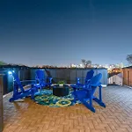 Blue Horizon - Rooftop Hot Tub - Designer Home