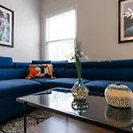 Luxury 2Br Suite King Beds With Optional Parking Near Vanderbilt & Broadway