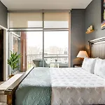 Longterm Stay Just Across The River From Downtown- Fully Equipped For Long Term Stay