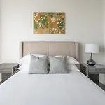 Landing - Modern Apartment With Amazing Amenities