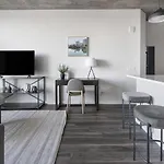 Landing - Modern Apartment With Amazing Amenities