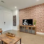 Lofts At 30Th - Rustic Music City