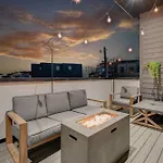 2 Premium Gulch Homes - Rooftop Hot Tub - Sleeps 24