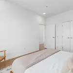 Apartment Penthouse On River With Garage And Patio, Walk Downtown