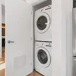 Penthouse On River With Garage And Patio, Walk Downtown *