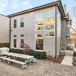 In The Heart Of 12 South & Belmont, 3 Miles To Downtown