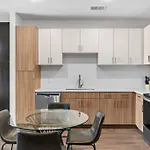 The Hollywood The Gulch Apartment *
