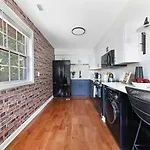 Harmonic Bungalow Close To Vanderbilt And 12 South