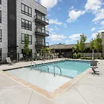Little Athens - 4 Luxe Condos - West End