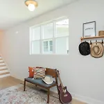 Luxury 3-Story East Nash Sfh