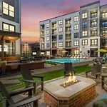 Luxury Apt, Min To Dt, Gym, Pool