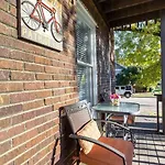 Apartment Belmont 2mi Broadway *