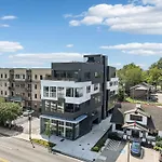 Foxtail - Downtown Views - 12 South