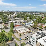 Fox Suite - Downtown Views - 12 South