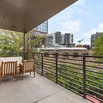 Luxury In The Gulch With Patio Pool Walk To Broadway