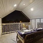 5 Mins To Downtown - Big Luxury House - 7 Beds Holiday home *