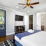 Holiday home 5 Mins To Downtown - Big Luxury House - 7 Beds Nashville