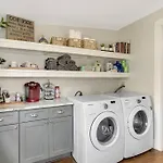 Private House Downtown Nashville - Near Broadway!