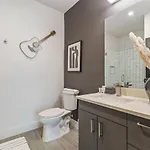 Walk To Nightlife, Vanderbilt, Minutes To Broadway Holiday home