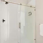 The Crescendo - On Music Row Apartment *
