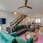 Slick Floor Deck Walk To Gulch And Downtown * Nashville