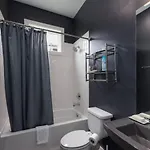 Southside Extraordinaire Walk To Gulch Lux Four Bedroom *
