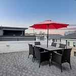 Southside Extraordinaire Walk To Gulch Lux Four Bedroom