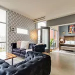 5M217 Longterm Stay Just Across The River From Downtown