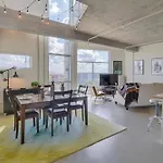 2115 Yeaman Place Holiday home *