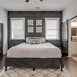 Lakeshore Luxury Near River With Hot Tub And Rooftop Deck
