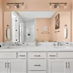 Bloom Haus Dt 2miles - 8 Q Beds - Rooftop - Omg
