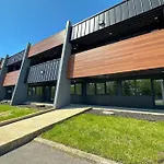Unique Nashville Executive Condo & Workspace