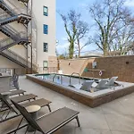Upscale Music Row Corner Unit With Patio Rooftop With City View And Gym