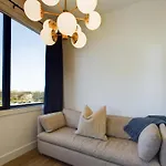 Penthouse Fox Den-2 Penthouse Suites-12 South